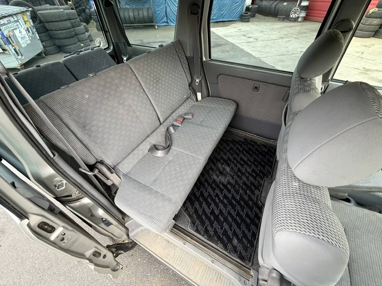 2001 Daihatsu Atrai 7 EFI 1.3L 4WD, PW, PL, PS, AC, 7 Passenger, 5MT