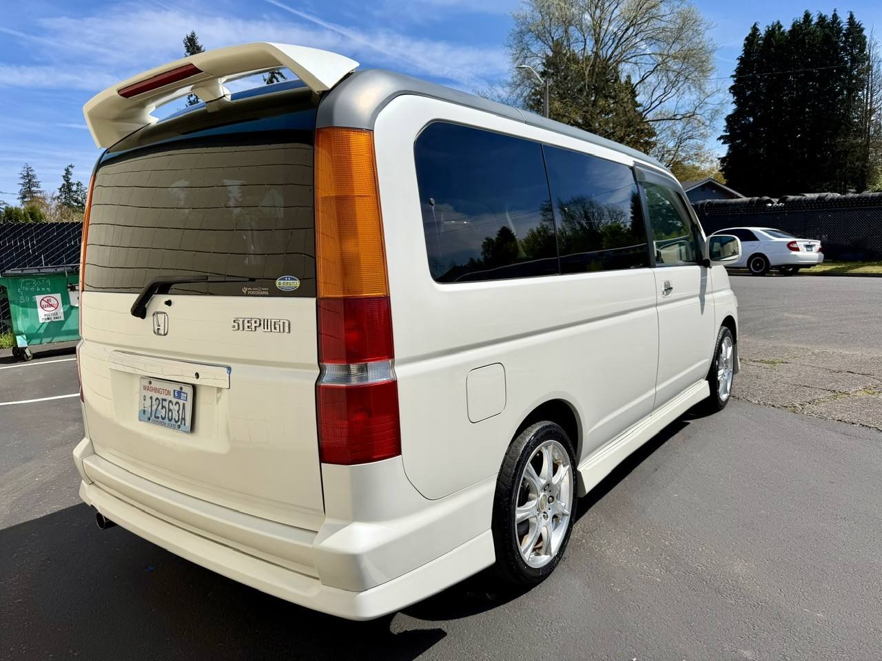 2001 Honda Step Wgn Modulo Aero Kit  K20A i-Vtec, FWD, AC, Auto