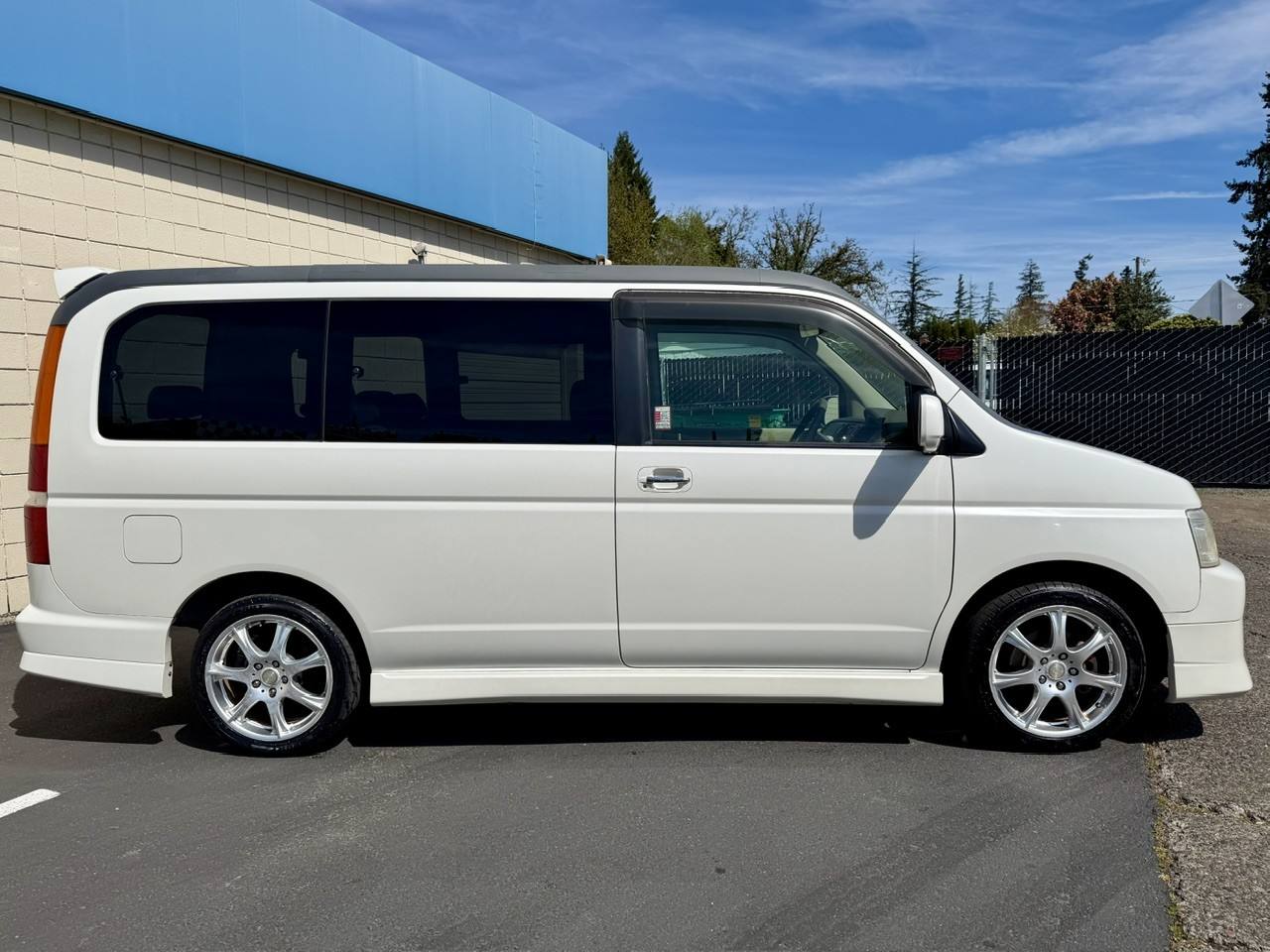 2001 Honda Step Wgn Modulo Aero Kit  K20A i-Vtec, FWD, AC, Auto