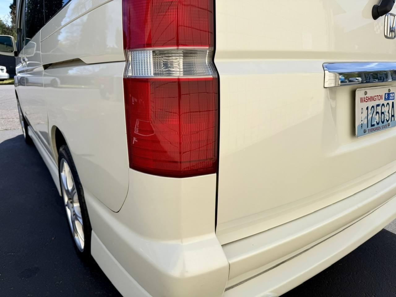 2001 Honda Step Wgn Modulo Aero Kit  K20A i-Vtec, FWD, AC, Auto