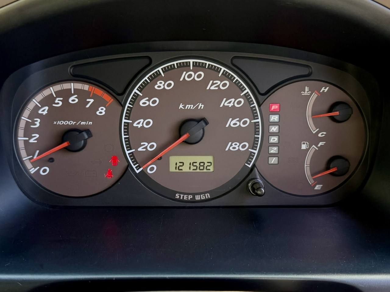 2001 Honda Step Wgn Modulo Aero Kit  K20A i-Vtec, FWD, AC, Auto