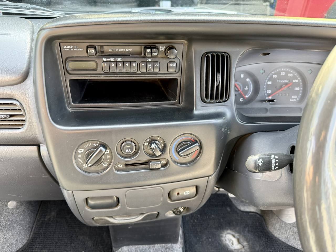 2001 Daihatsu Atrai 7 EFI 1.3L 4WD, PW, PL, PS, AC, 7 Passenger, 5MT