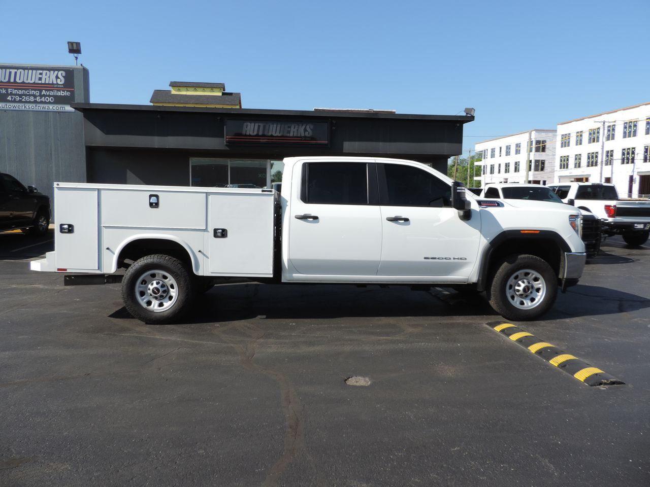 2023 GMC Sierra 3500HD Crew Cab Pro Utility Bed 4WD 