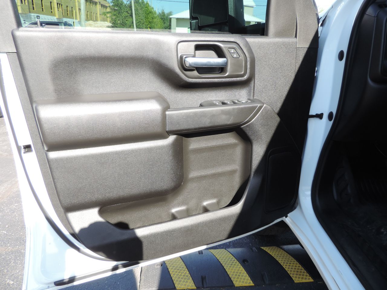2023 GMC Sierra 3500HD Crew Cab Pro Utility Bed 4WD 