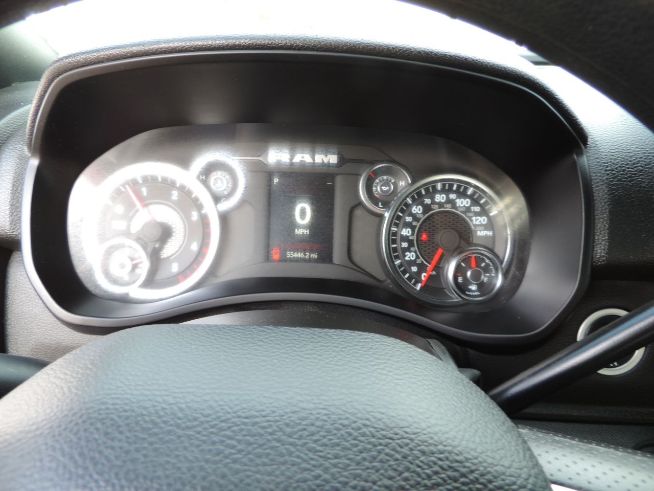 2024 RAM 3500 Crew Cab SLT Flatbed DRW 4WD