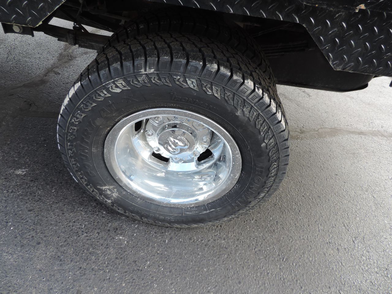 2024 RAM 3500 Crew Cab SLT Flatbed DRW 4WD