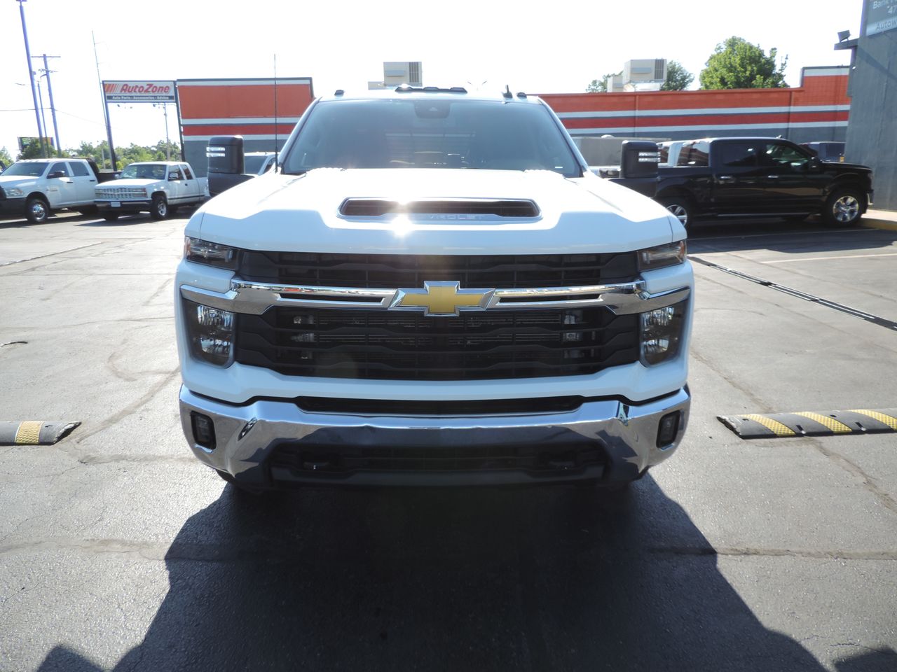 2024 Chevrolet Silverado 3500HD Crew Cab LT Flatbed DRW 4WD