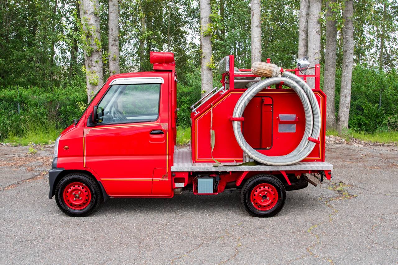2000 Mitsubishi Minicab EFI Fire 4WD, 2Hi-4Hi-4Lo, PS, 5MT, Like New!