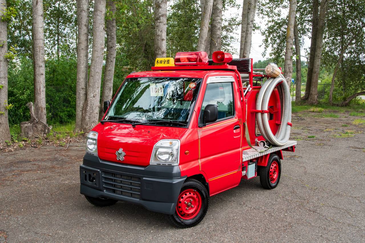 2000 Mitsubishi Minicab EFI Fire 4WD, 2Hi-4Hi-4Lo, PS, 5MT, Like New!