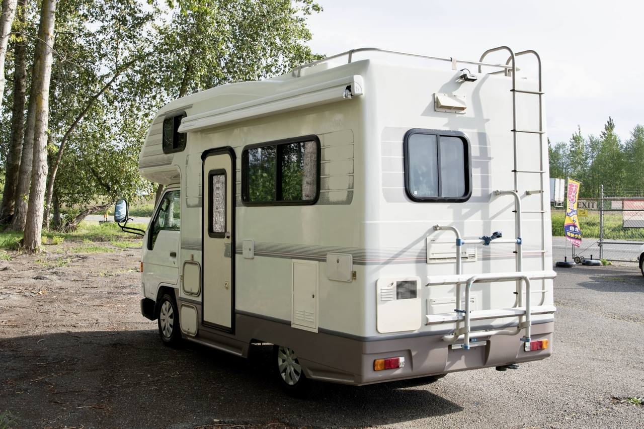 1998 Toyota Camroad Champ Camper RWD, Fully Loaded, Auto