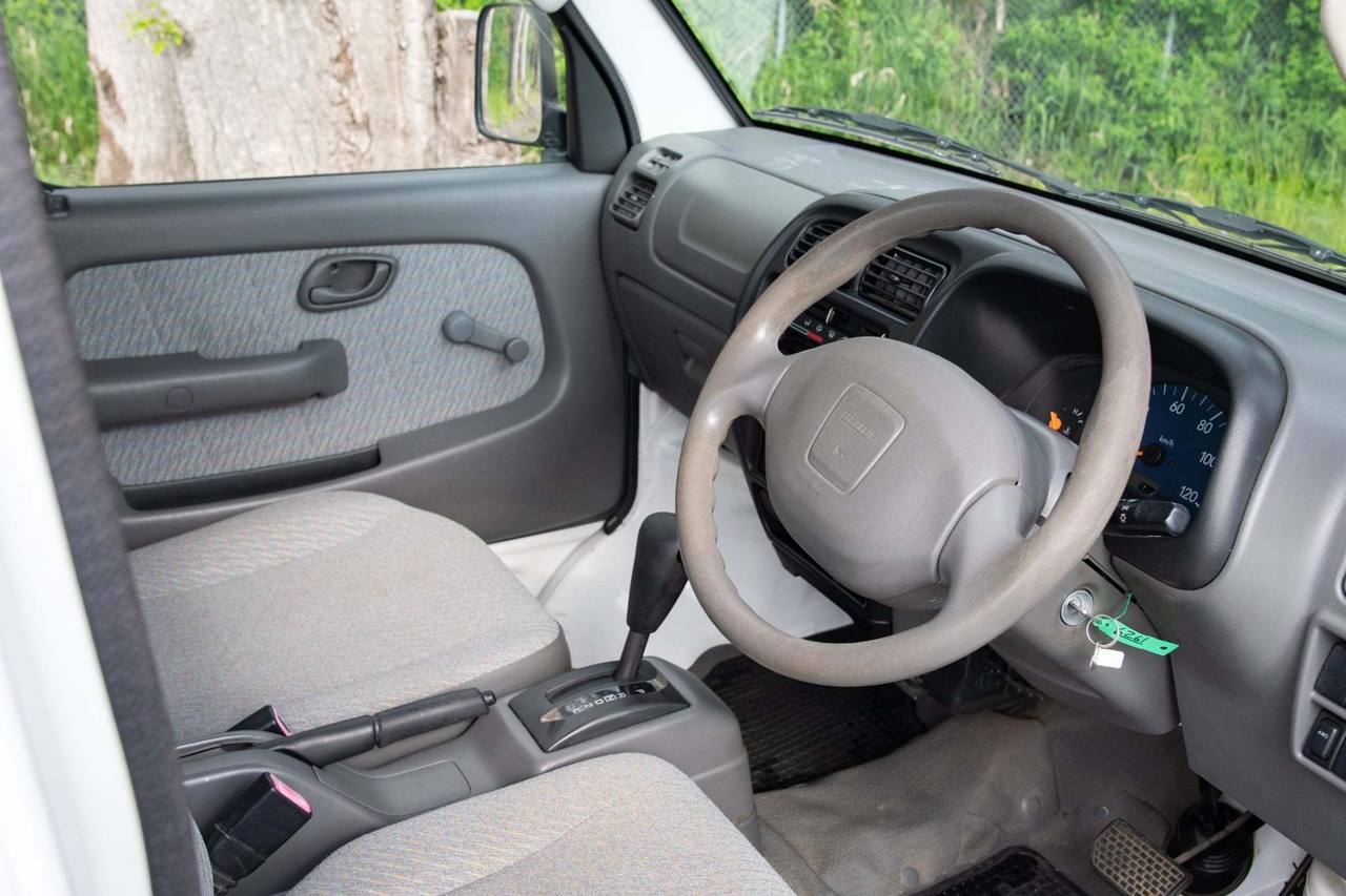2001 Suzuki Carry EFI 4WD, PS, AC, Airbags, Automatic
