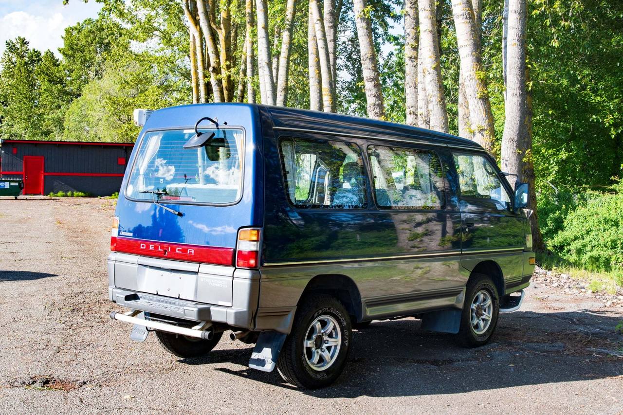 1999 Mitsubishi Delica GLX Camper 4WD, 2Hi-4Hi-4Lo, Turbo Diesel