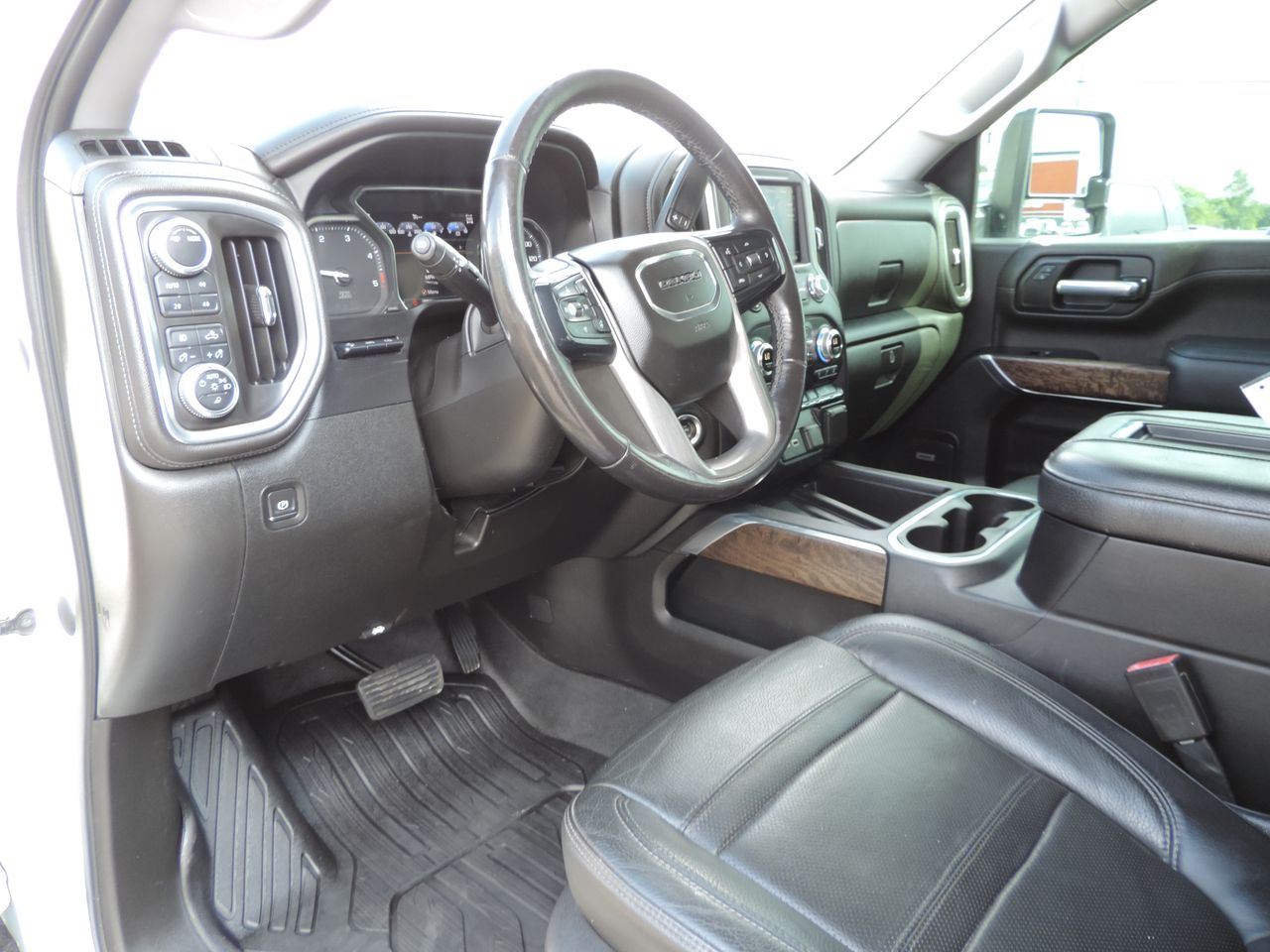 2020 GMC Sierra 3500HD Crew Cab Denali 4WD