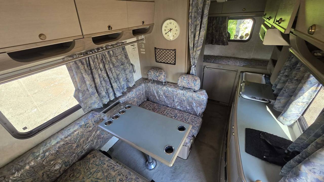 1997 Isuzu Elf 150 Camper  4WD, Diesel, Fully Loaded, 5MT