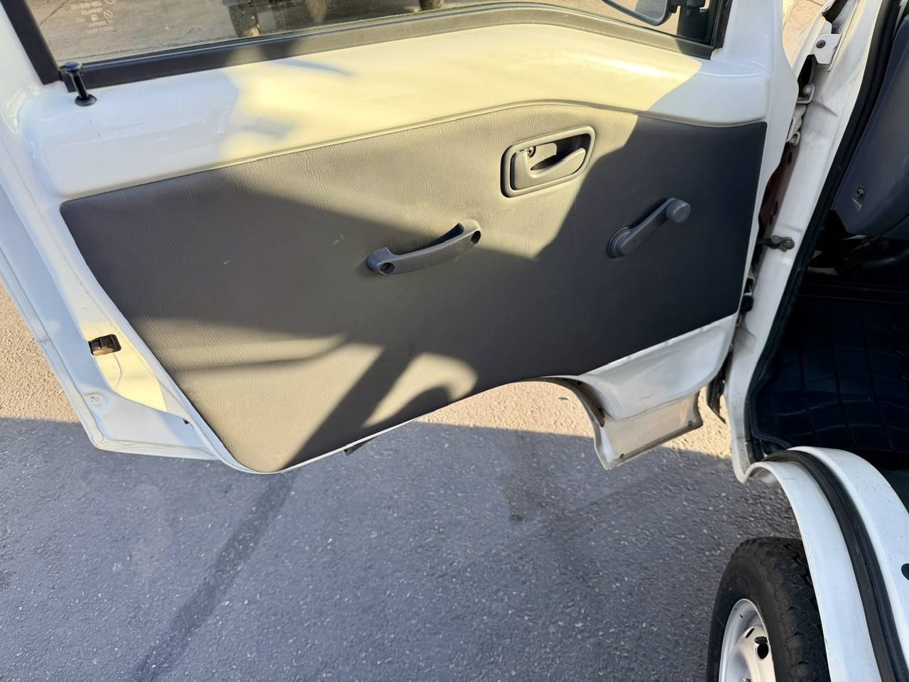 2000 Subaru Sambar EFI 4WD, 2Hi-4Hi, EL Gear, PS, AC, 5MT, Like New!