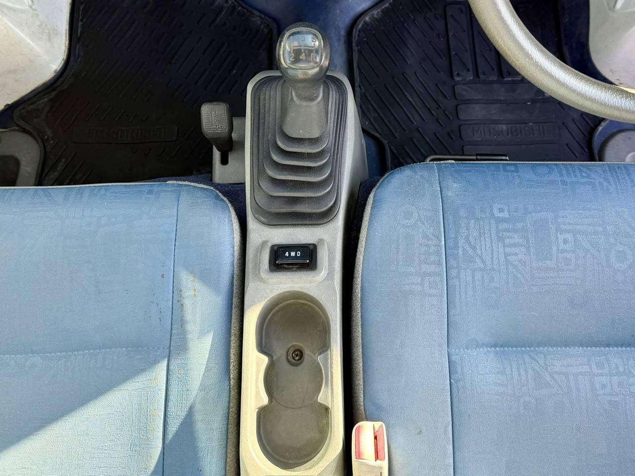 1999 Mitsubishi Minicab Mighty EFI 4WD, 2Hi-4Hi-4Lo, PS, 5MT, Like New!