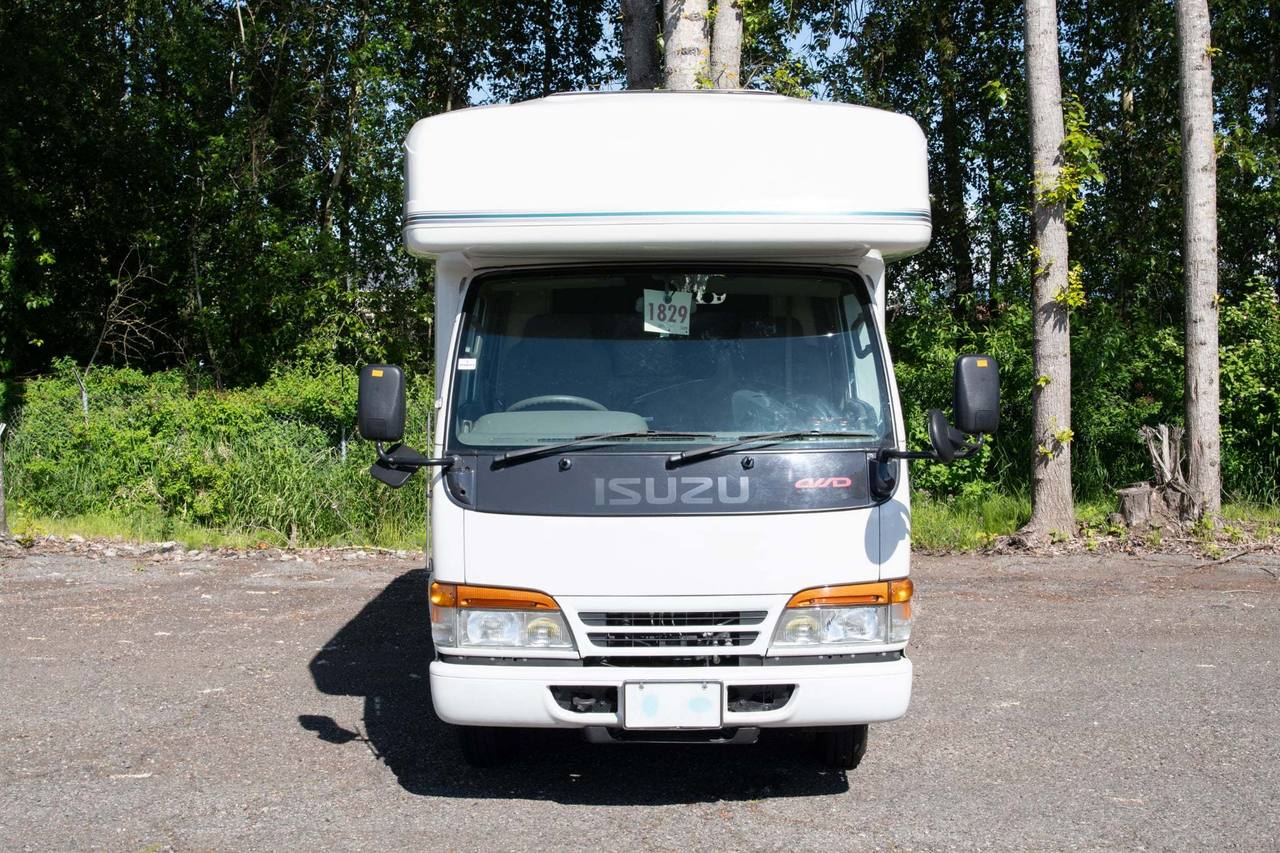 1997 Isuzu Elf 150 Camper  4WD, Diesel, Fully Loaded, 5MT