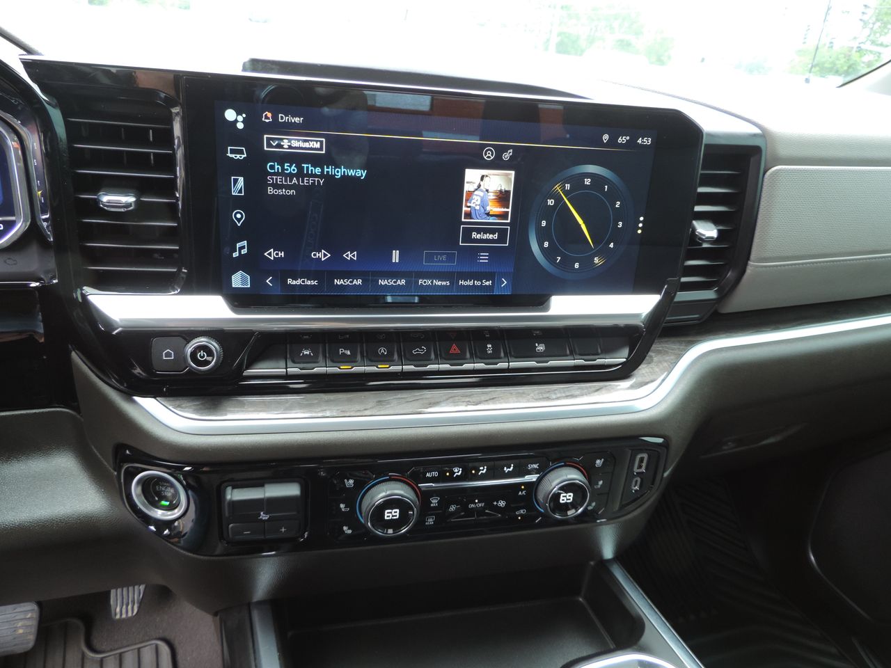 2022 Chevrolet Silverado 1500 Crew Cab LTZ 4WD