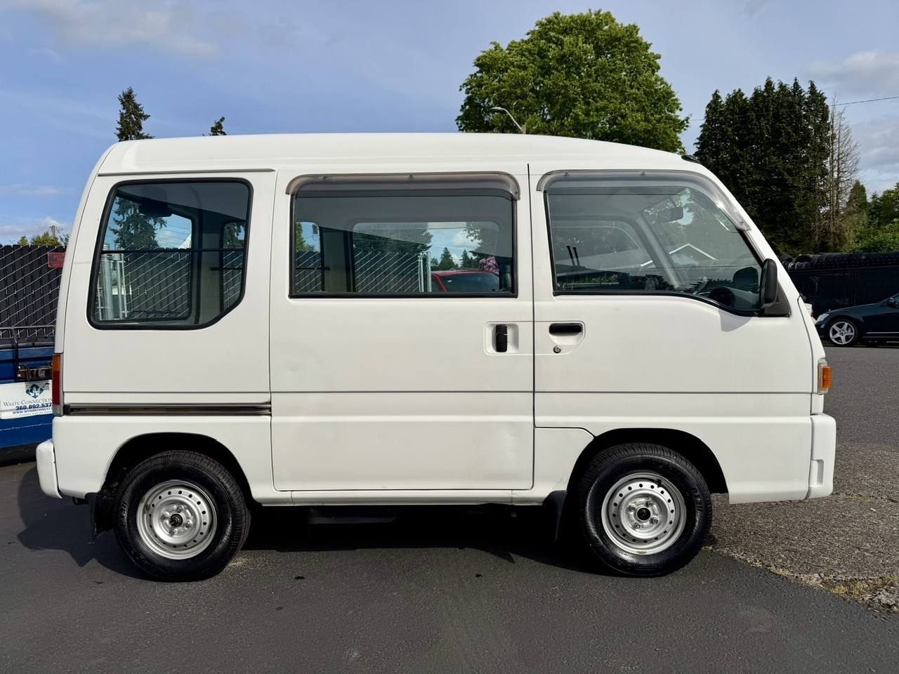 1997 Subaru Sambar Van EFI 4WD, PS, AC, 3AT Automatic, Rare!