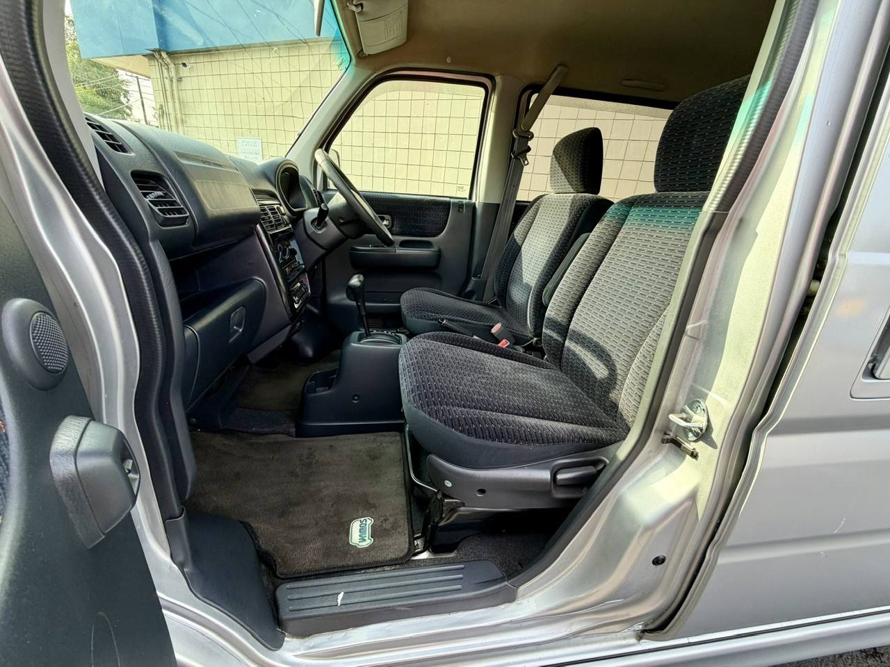 2001 Honda Vamos Turbo RWD, PS, PW, PL, AC, Automatic, Rare!