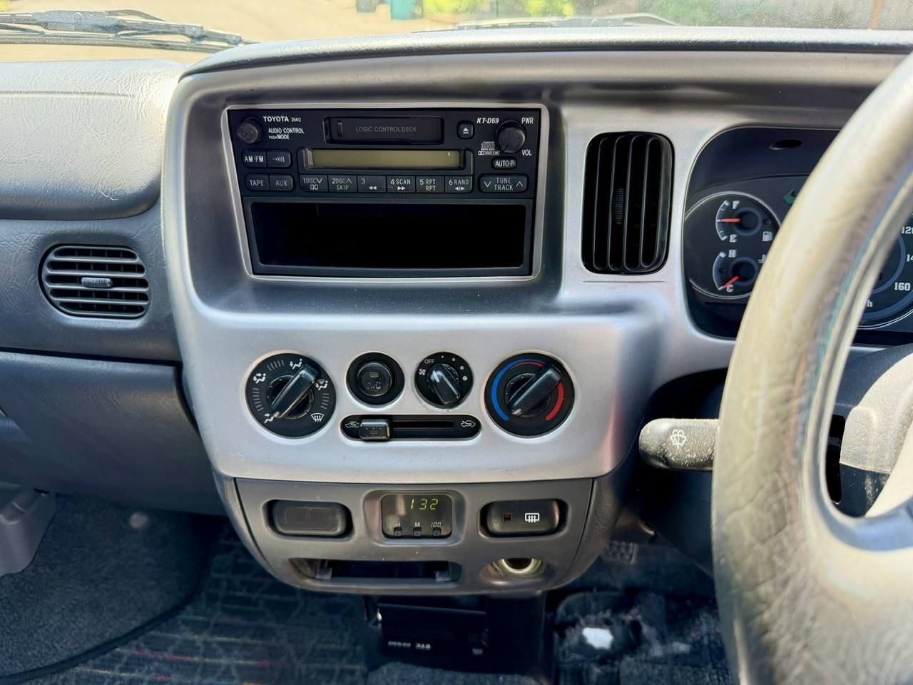 2001 Toyota Sparky XS Package 4WD, 5MT, Fully Loaded, Dual Sun Roofs
