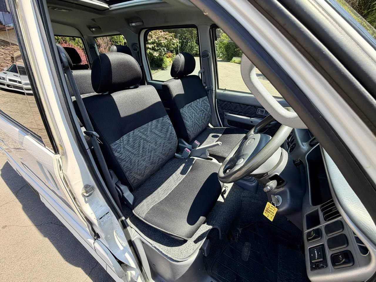 2001 Toyota Sparky XS Package 4WD, 5MT, Fully Loaded, Dual Sun Roofs
