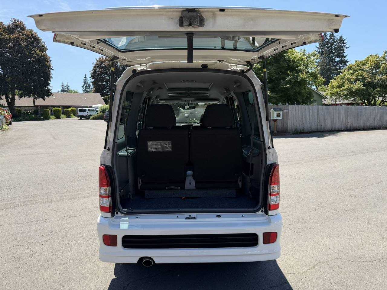 2001 Toyota Sparky XS Package 4WD, 5MT, Fully Loaded, Dual Sun Roofs