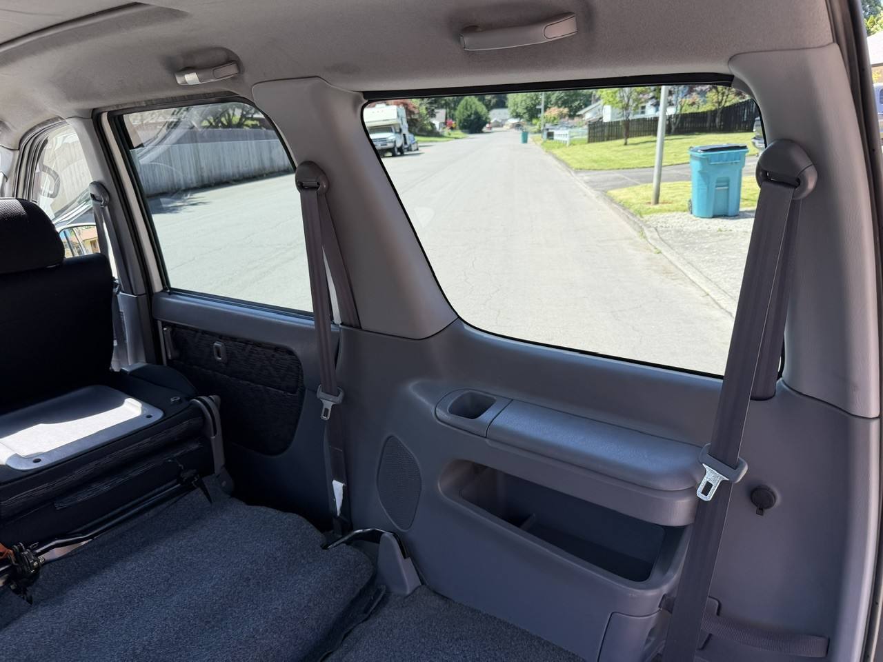 2001 Toyota Sparky XS Package 4WD, 5MT, Fully Loaded, Dual Sun Roofs