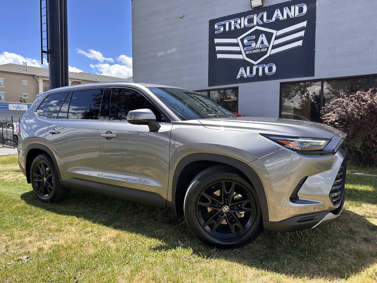2025 Toyota Grand Highlander Hybrid Limited AWD