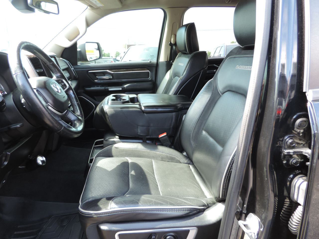 2019 RAM 1500 Crew Cab Laramie 4WD