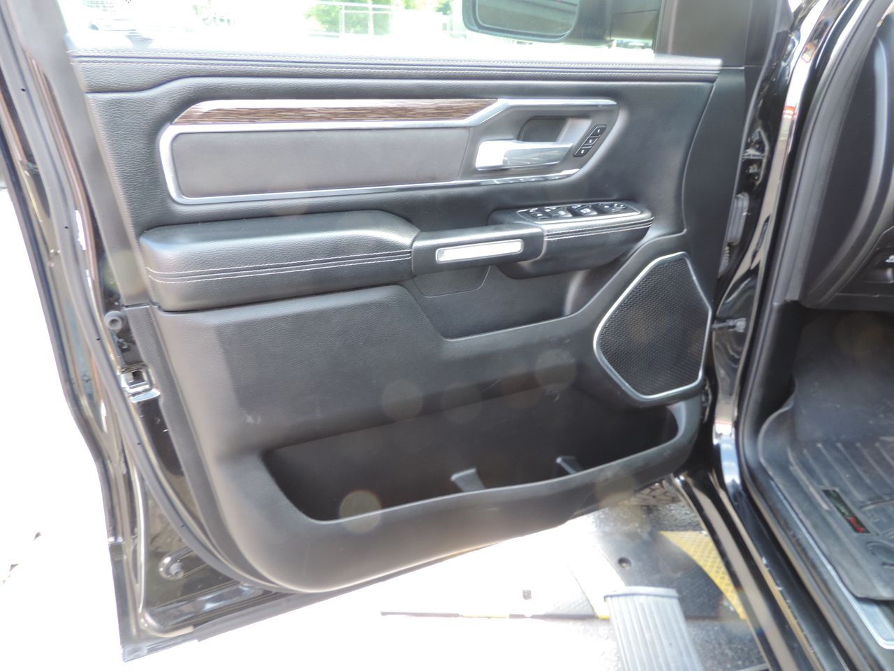 2019 RAM 1500 Crew Cab Laramie 4WD