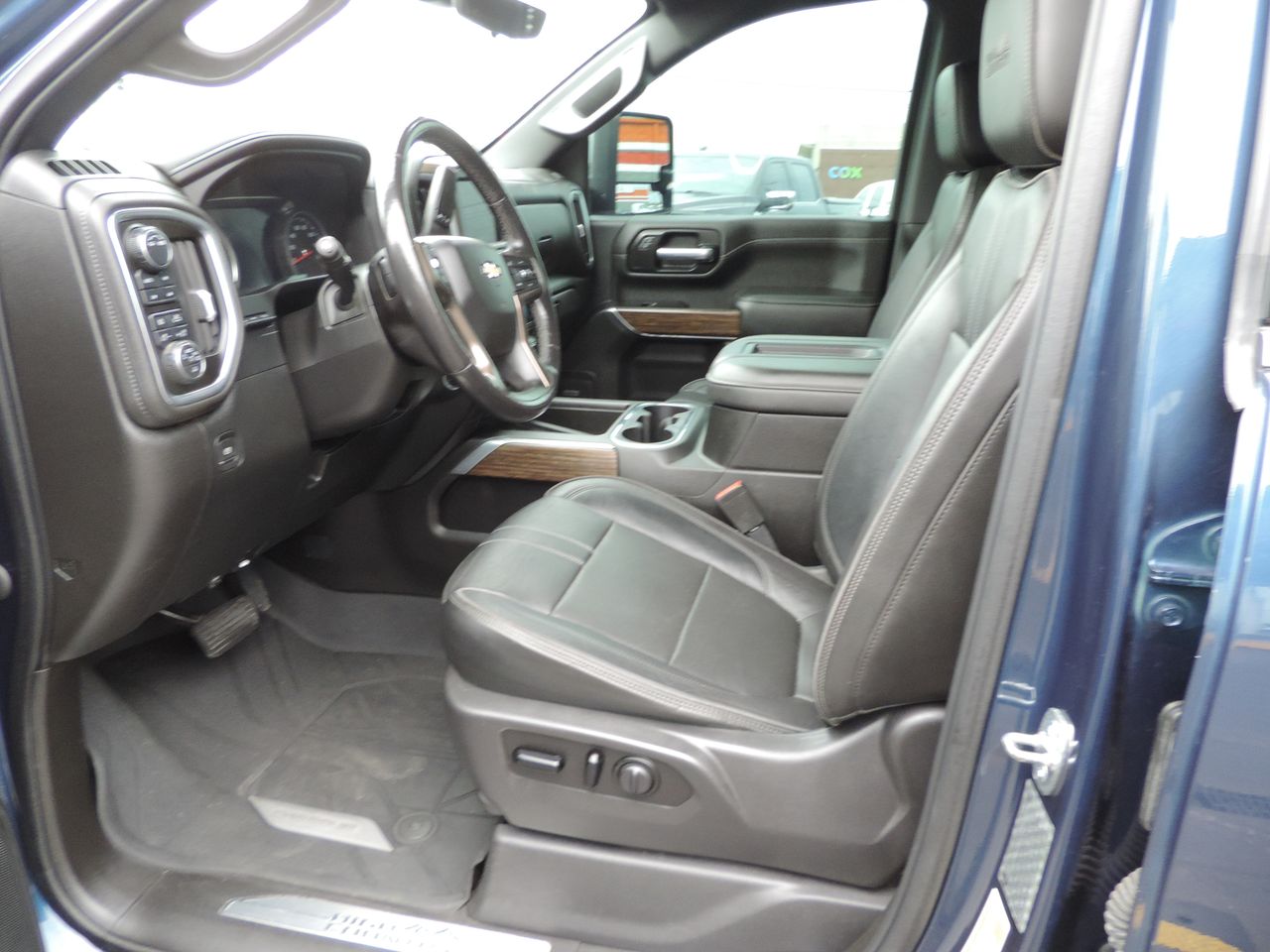 2021 Chevrolet Silverado 3500HD Crew Cab High Country DRW 4WD