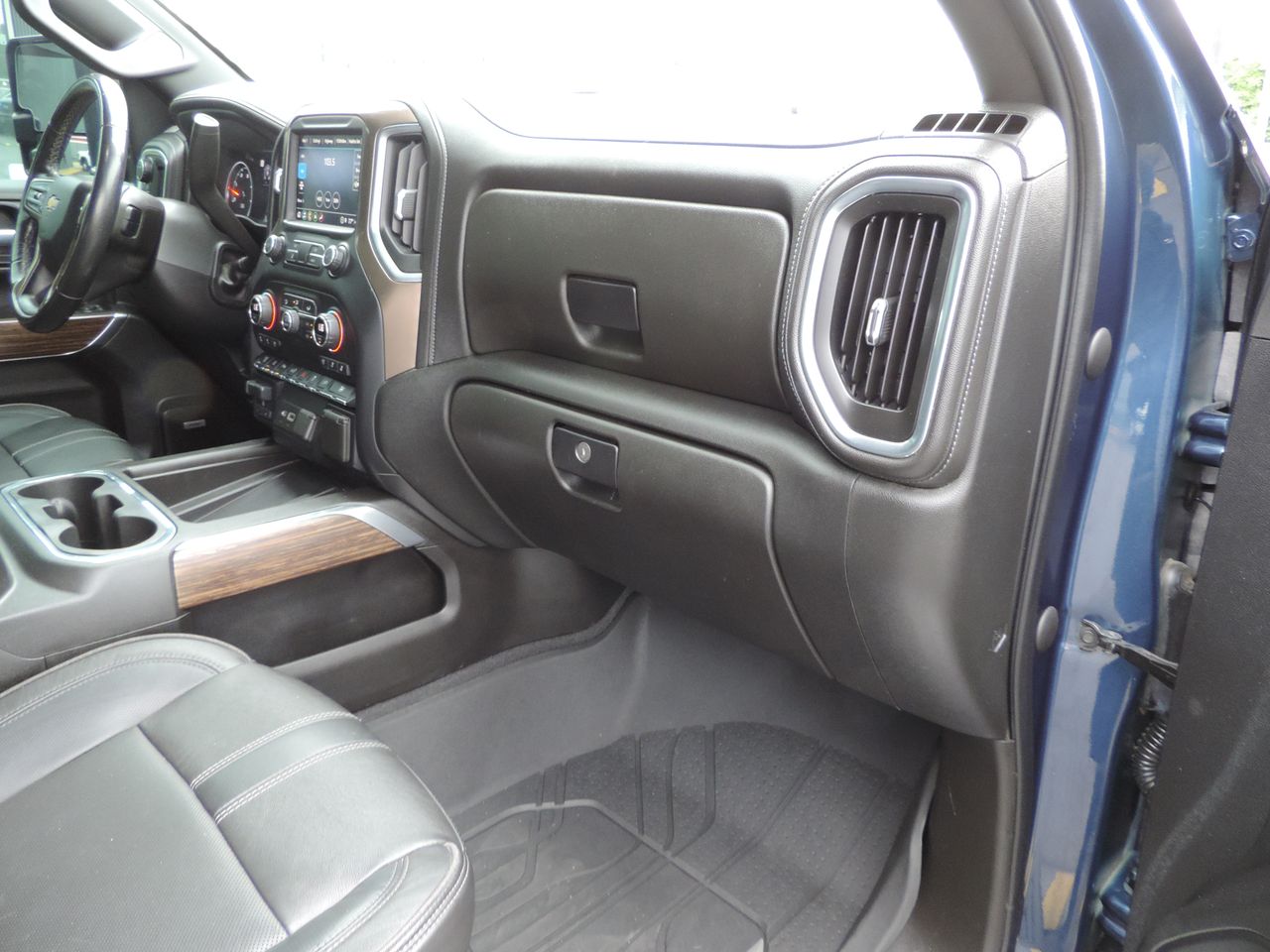 2021 Chevrolet Silverado 3500HD Crew Cab High Country DRW 4WD