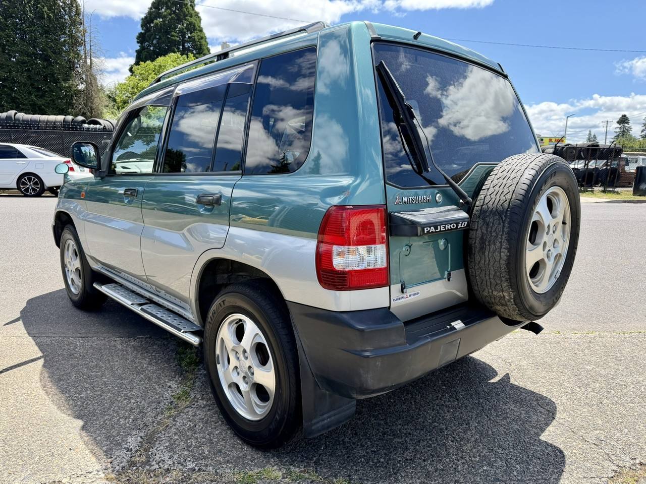1999 Mitsubishi Pajero iO 1.8L 4WD, 2Hi-4Hi-4Lo, PS, PW, PL, AC, 5MT