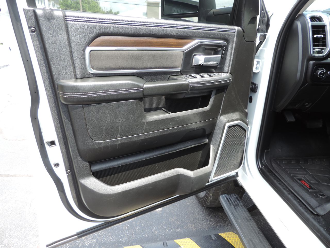 2023 RAM 2500 Crew Cab Laramie 4WD