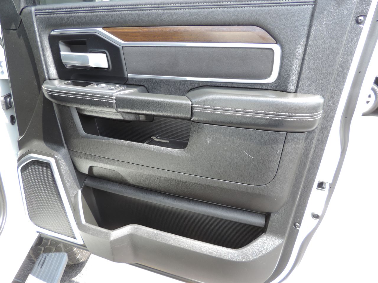 2023 RAM 2500 Crew Cab Laramie 4WD