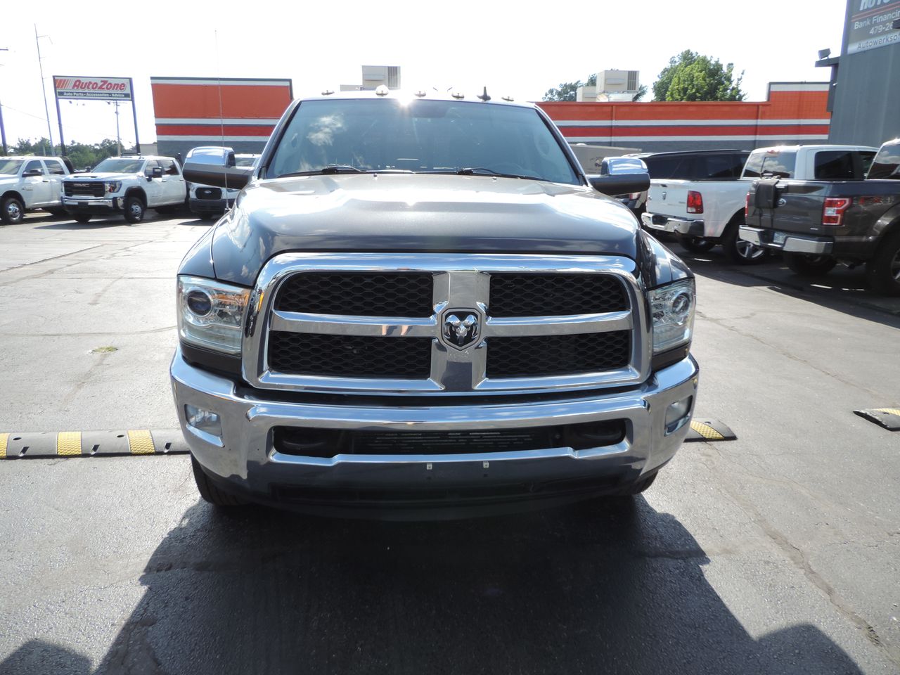 2015 RAM 3500 Crew Cab Laramie DRW 4WD 