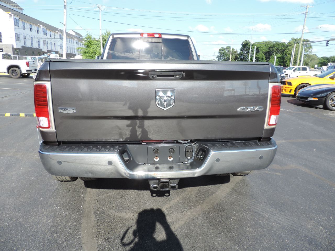 2015 RAM 3500 Crew Cab Laramie DRW 4WD 