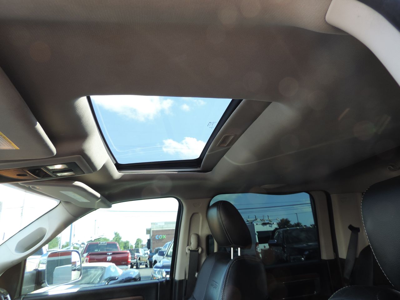 2015 RAM 3500 Crew Cab Laramie DRW 4WD 