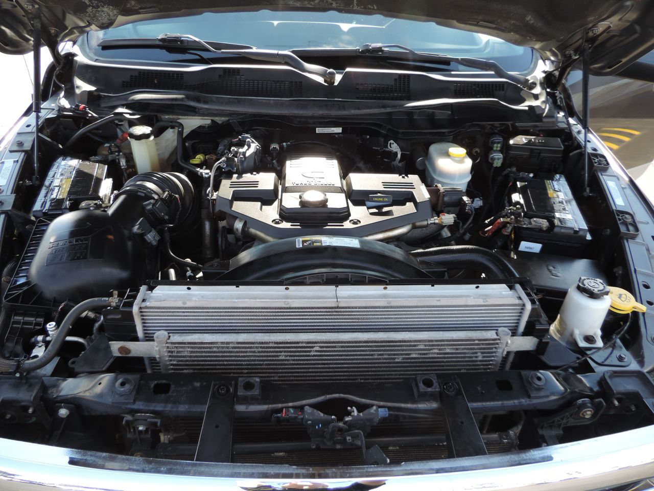 2015 RAM 3500 Crew Cab Laramie DRW 4WD 