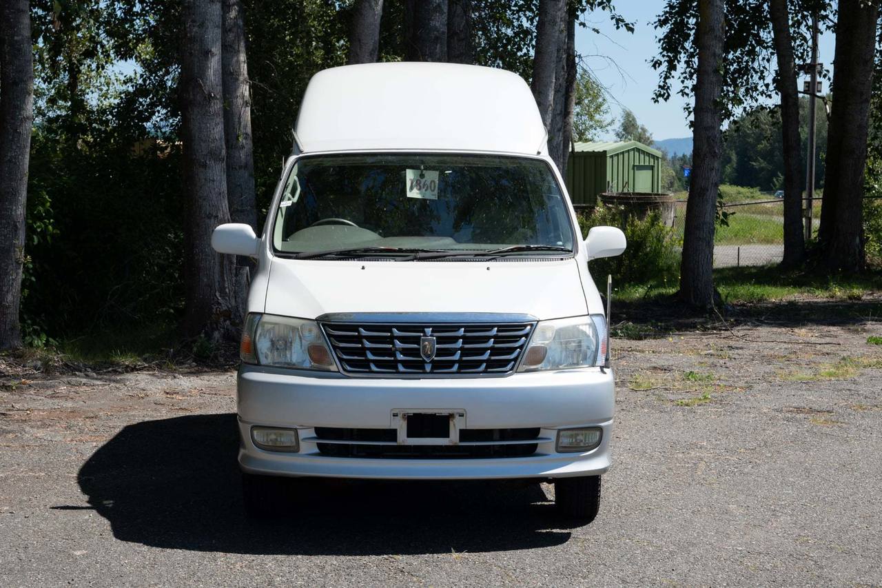 2001 Toyota Granvia Grand Hiace Camper 4WD, Fully Loaded, Auto