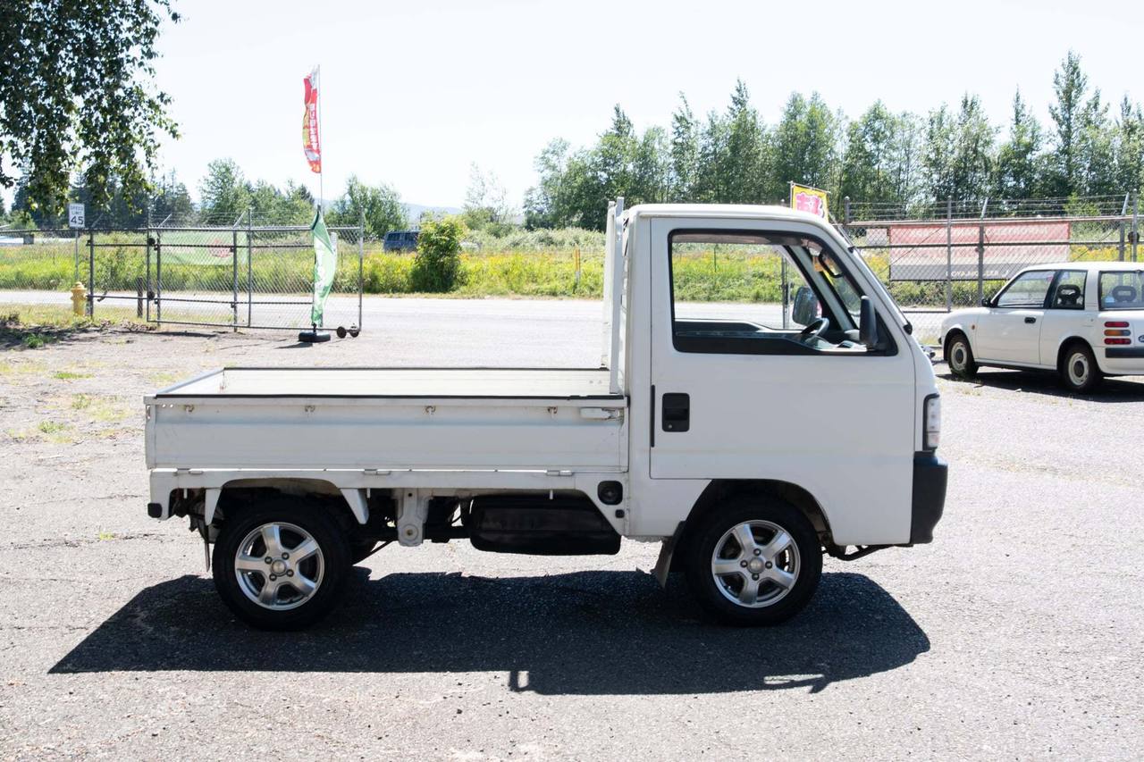1997 Honda Acty Super Delux RealTime 4WD, Mid-Engine, 5MT