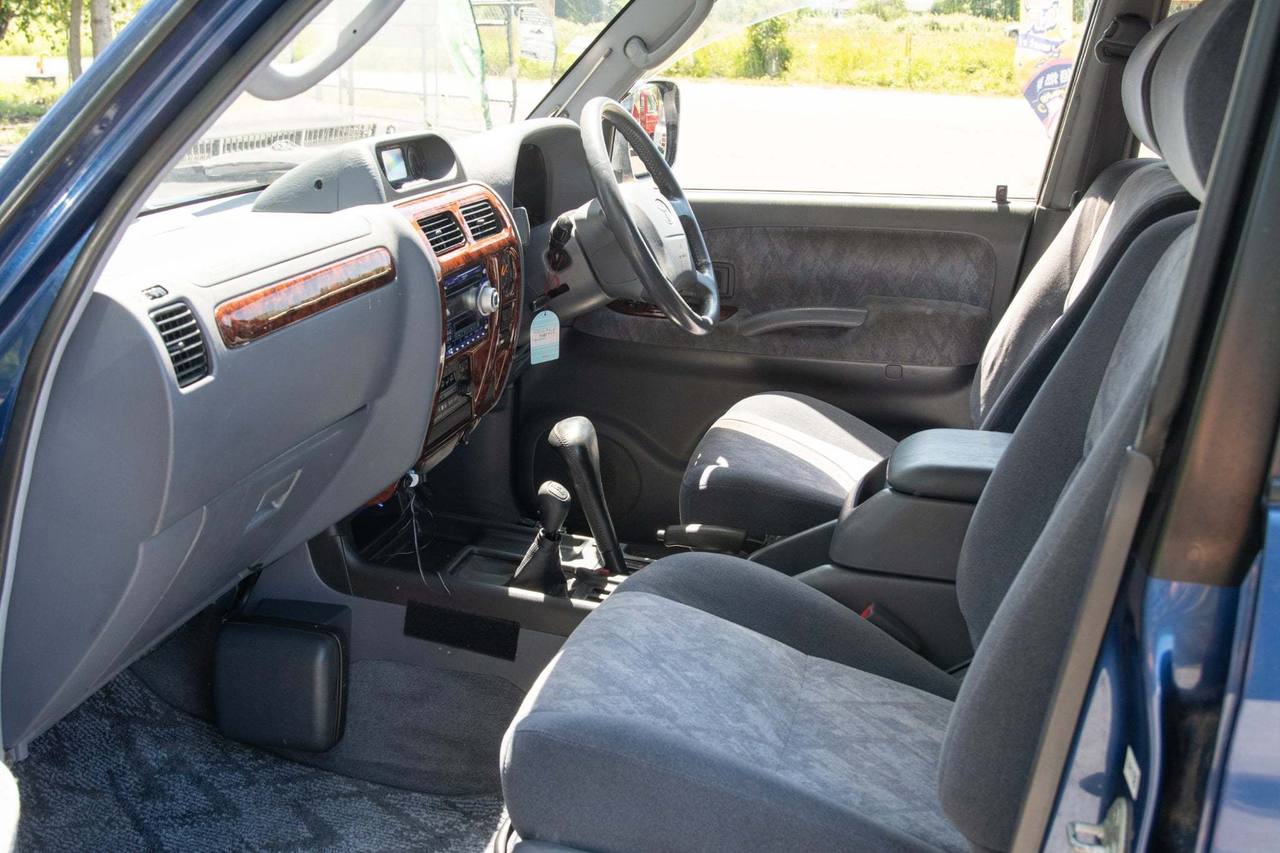 2001 Toyota Land Cruiser Prado 4WD, 2Hi-4Hi-4Lo, Loaded, Auto