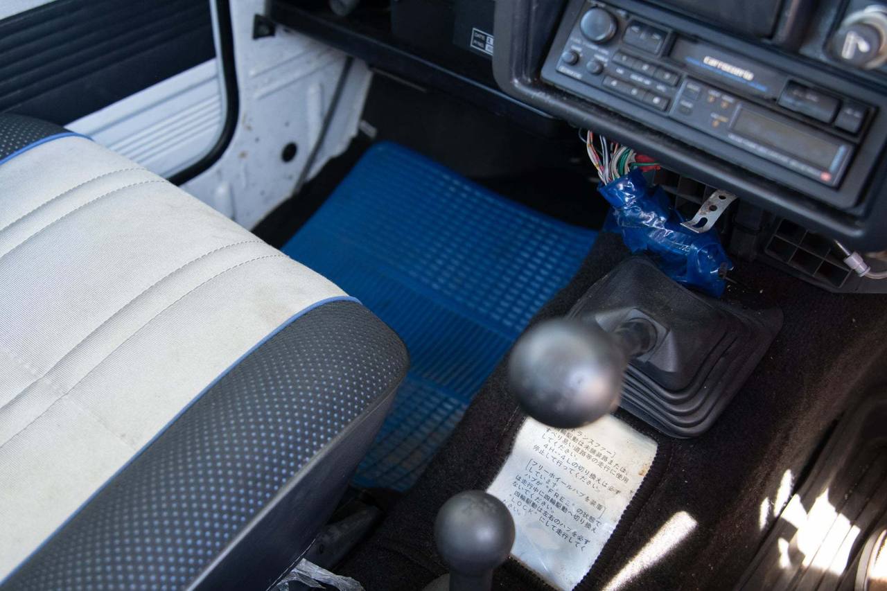 1990 Suzuki Jimny Pano High Roof 4WD, 2Hi-4Hi-4Lo, PS, AC, 5MT