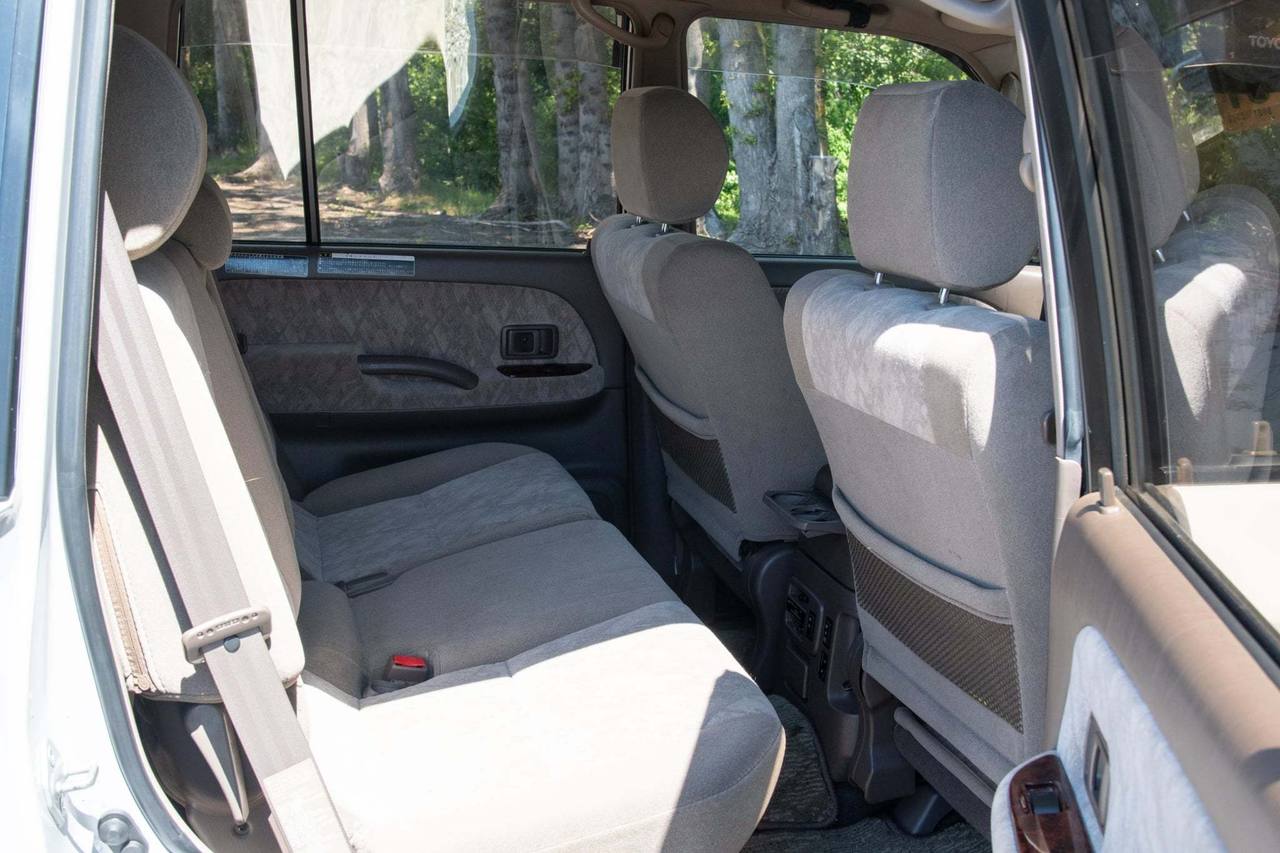 2001 Toyota Land Cruiser Prado Turbo Diesel, 4WD, 2Hi-4Hi-4Lo