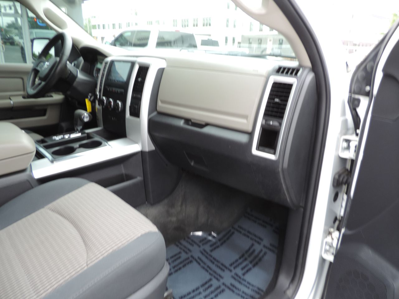 2012 RAM 1500 Crew Cab SLT 4WD