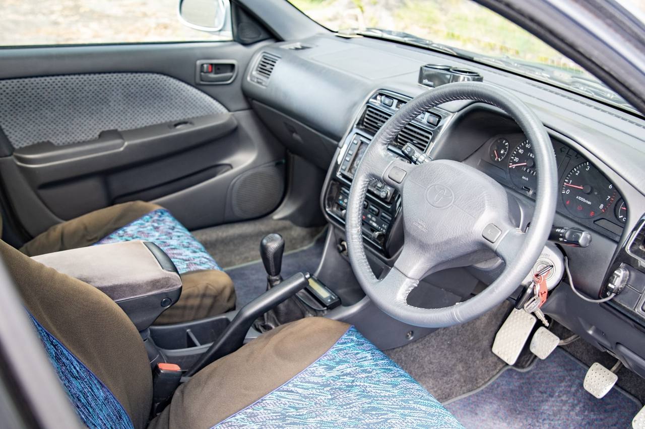 1997 Toyota Caldina Aerial TZ Limited 2.0 Fulltime 4WD, 5MT
