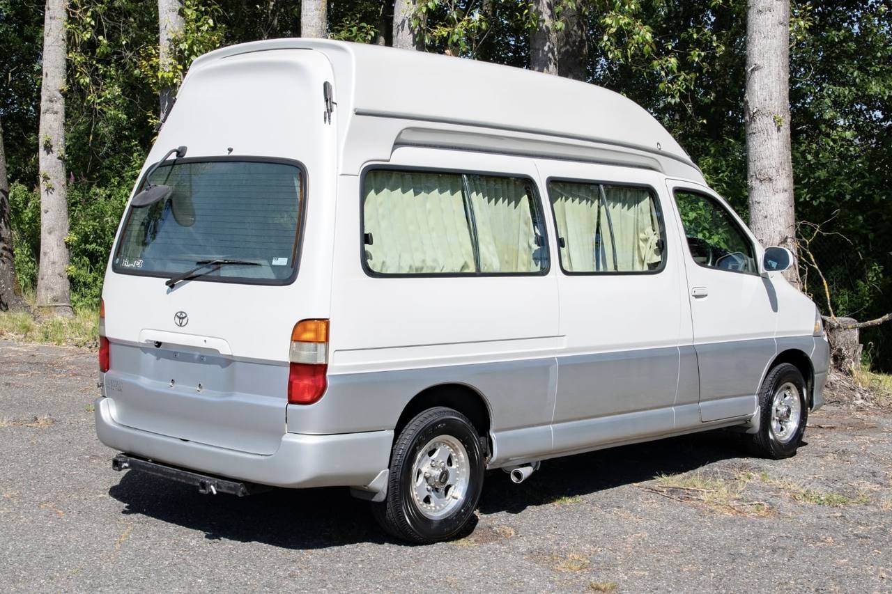 1999 Toyota Granvia Grand Hiace Camper 4WD, Fully Loaded, Auto
