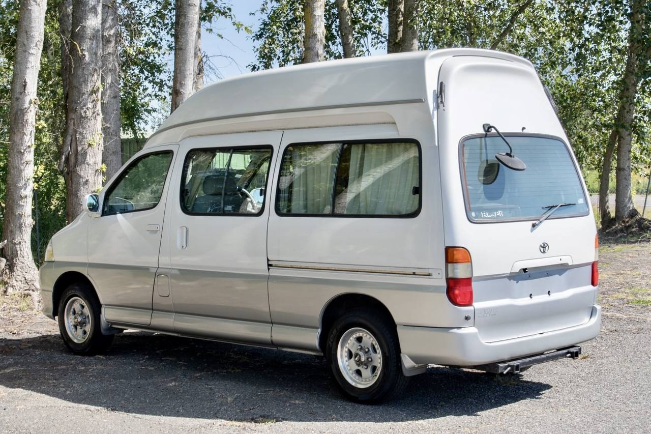 1999 Toyota Granvia Grand Hiace Camper 4WD, Fully Loaded, Auto