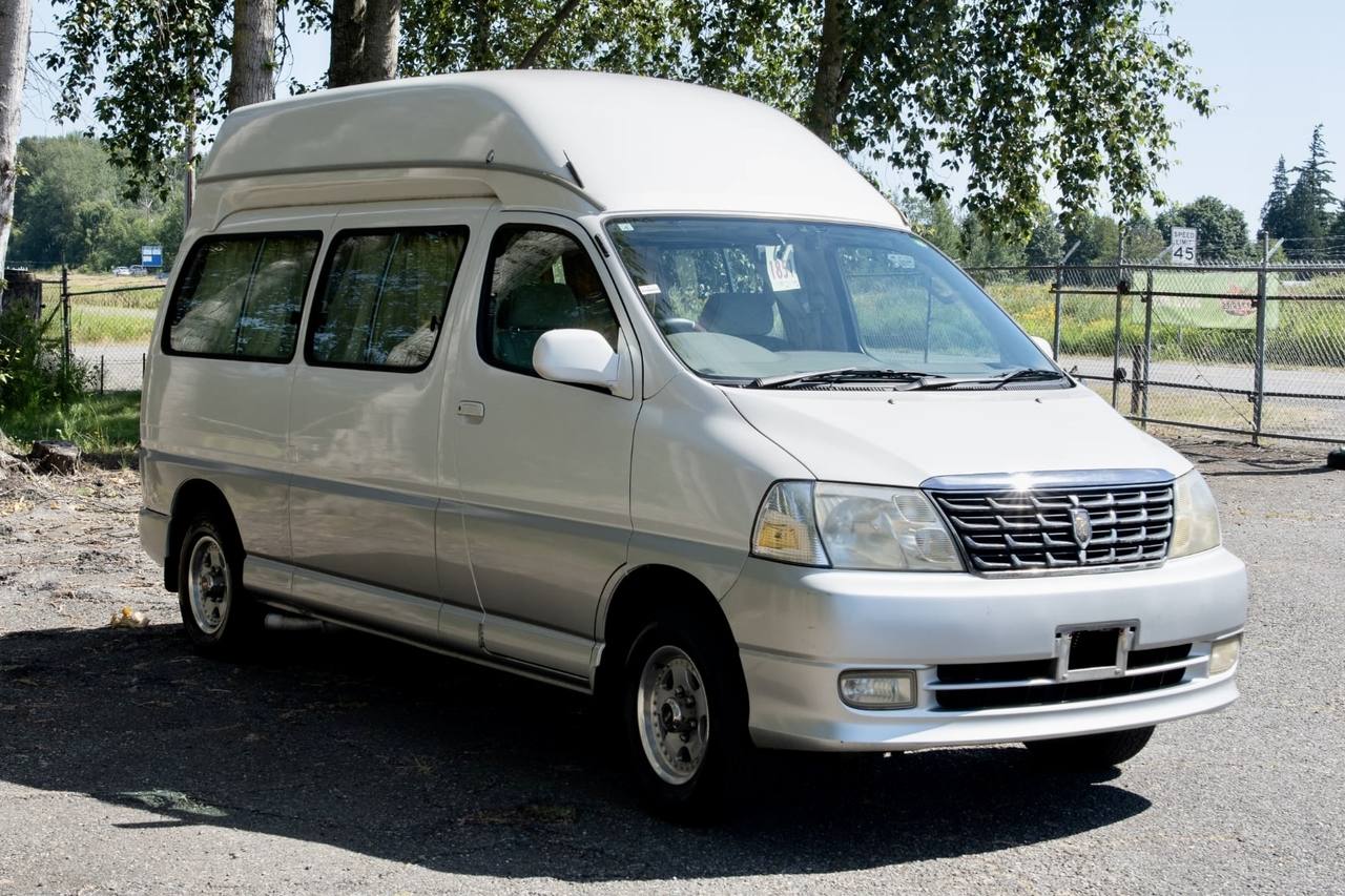 1999 Toyota Granvia Grand Hiace Camper 4WD, Fully Loaded, Auto